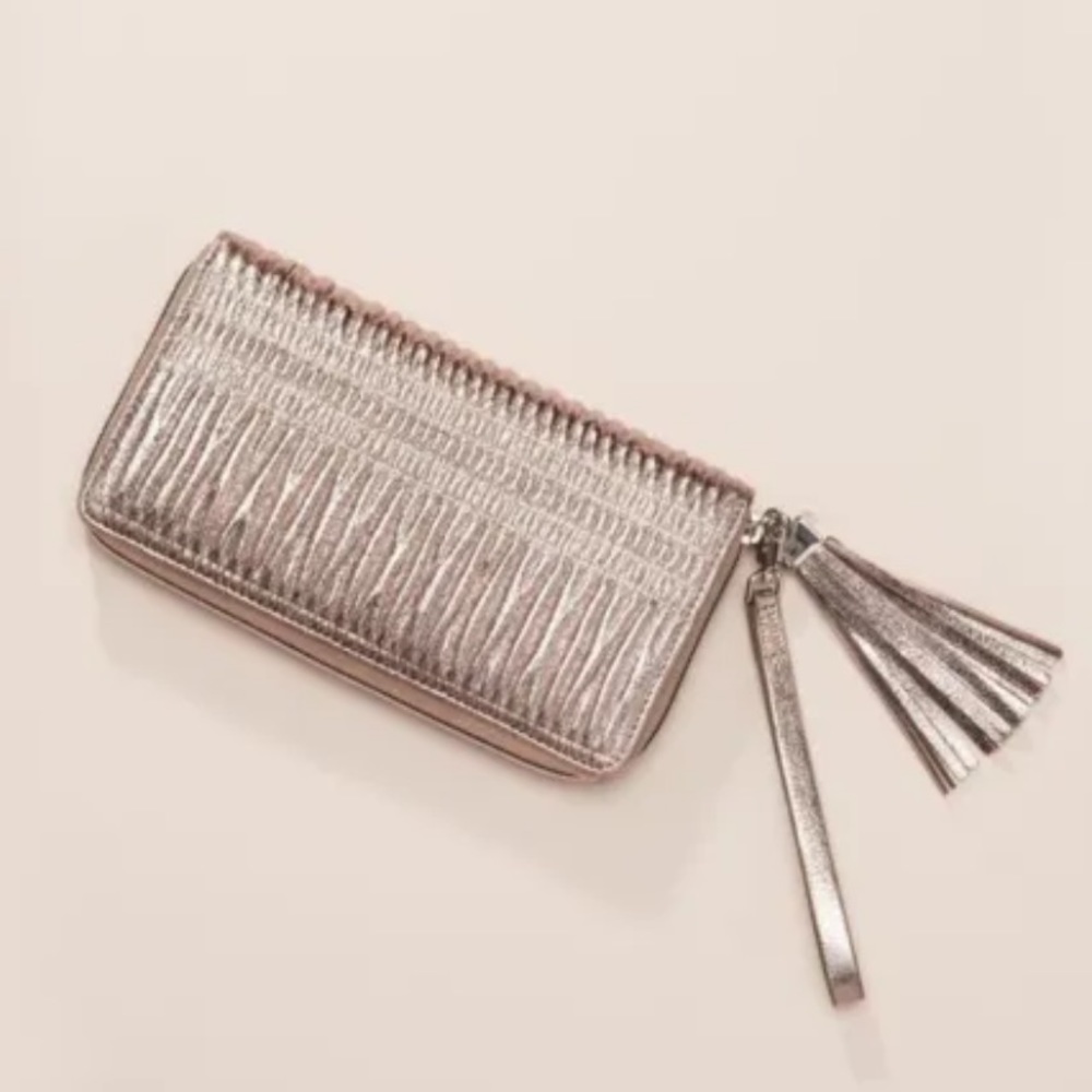 Stella & Dot Continental Wallet